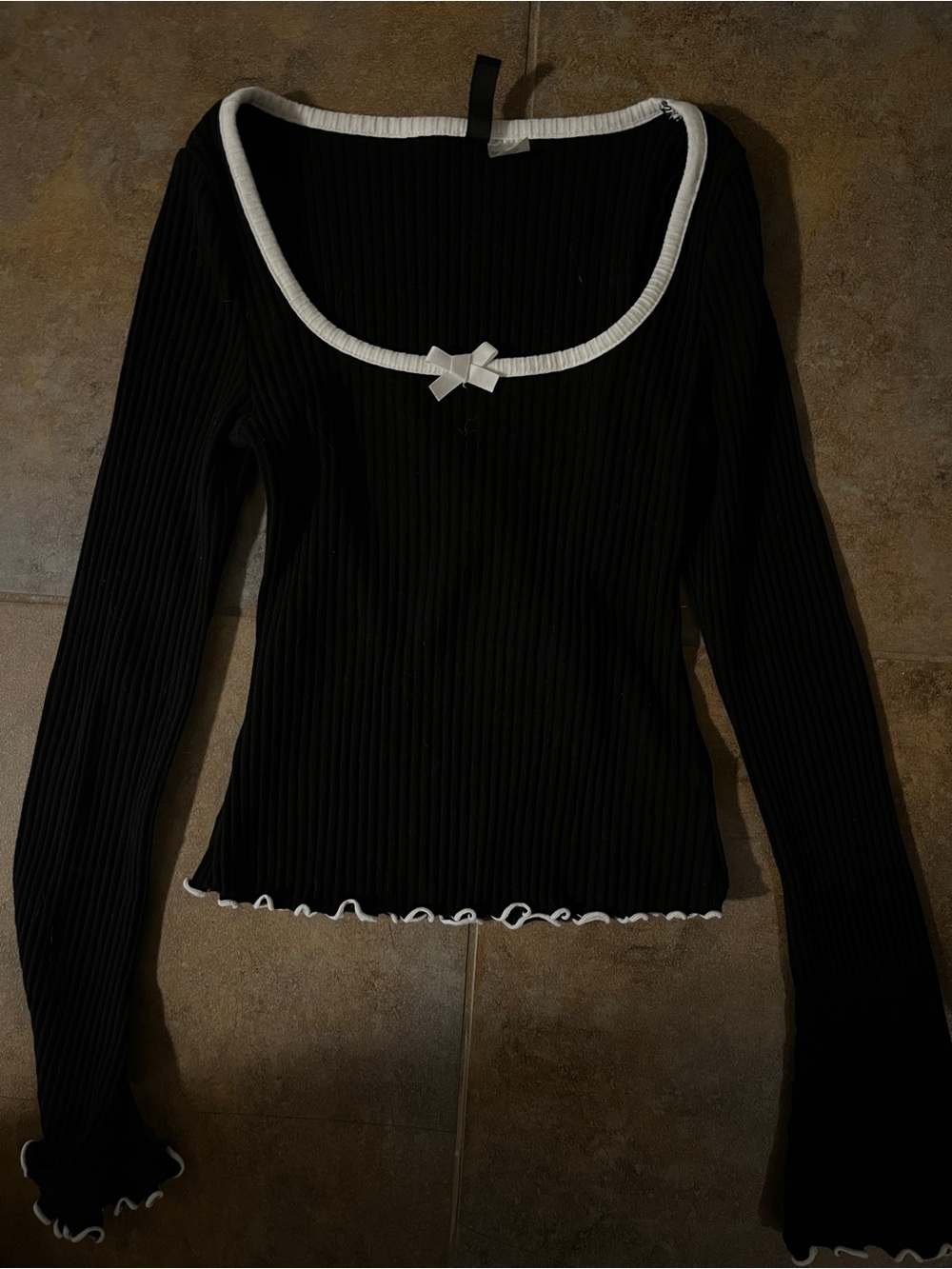 Black H&M Ribbon-Bow Curled Bottomed Long Sleeve Top